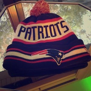 NFL Patriots Official Beanie with Pom